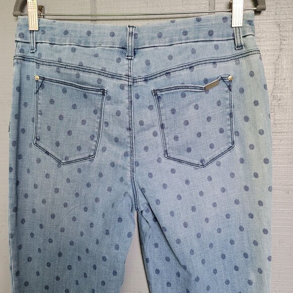 Chico's So Slimming High-Rise Girlfriend Slim Leg Crop Jeans. Size 6R - Picture 6 of 9